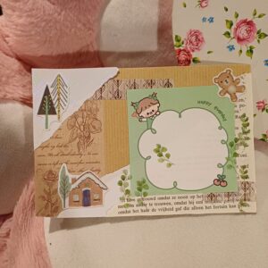 Vintage Collage Envelop met Schattige Illustraties